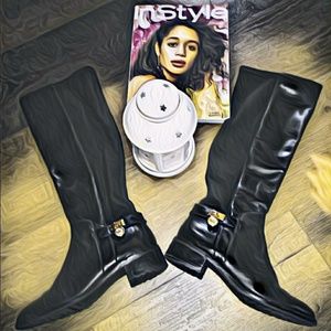 Used Michael kors boots